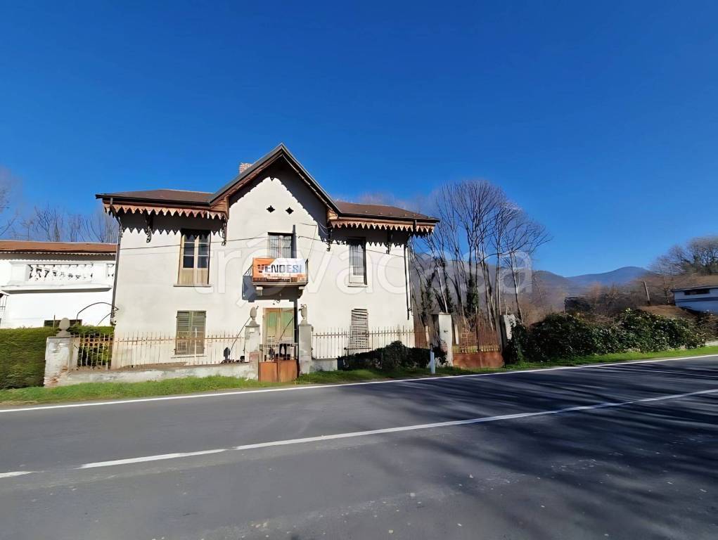 casa indipendente in vendita a Chiusa di San Michele