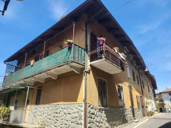 casa indipendente in vendita a Chiusa di San Michele