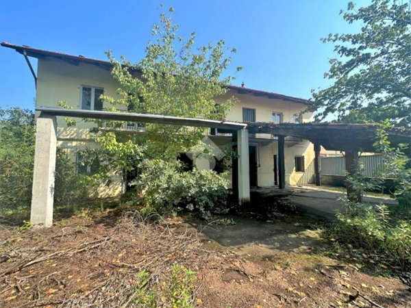casa indipendente in vendita a Chivasso