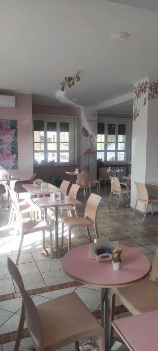 locale commerciale in vendita a Chivasso
