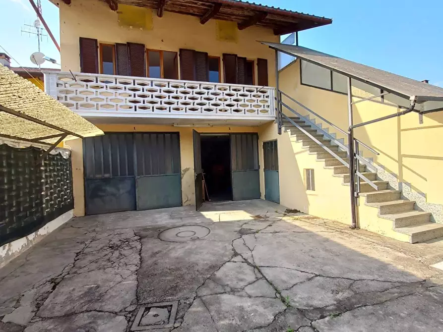 casa indipendente in vendita a Chivasso in zona Boschetto