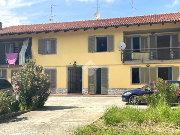 appartamento in vendita a Chivasso in zona Torassi