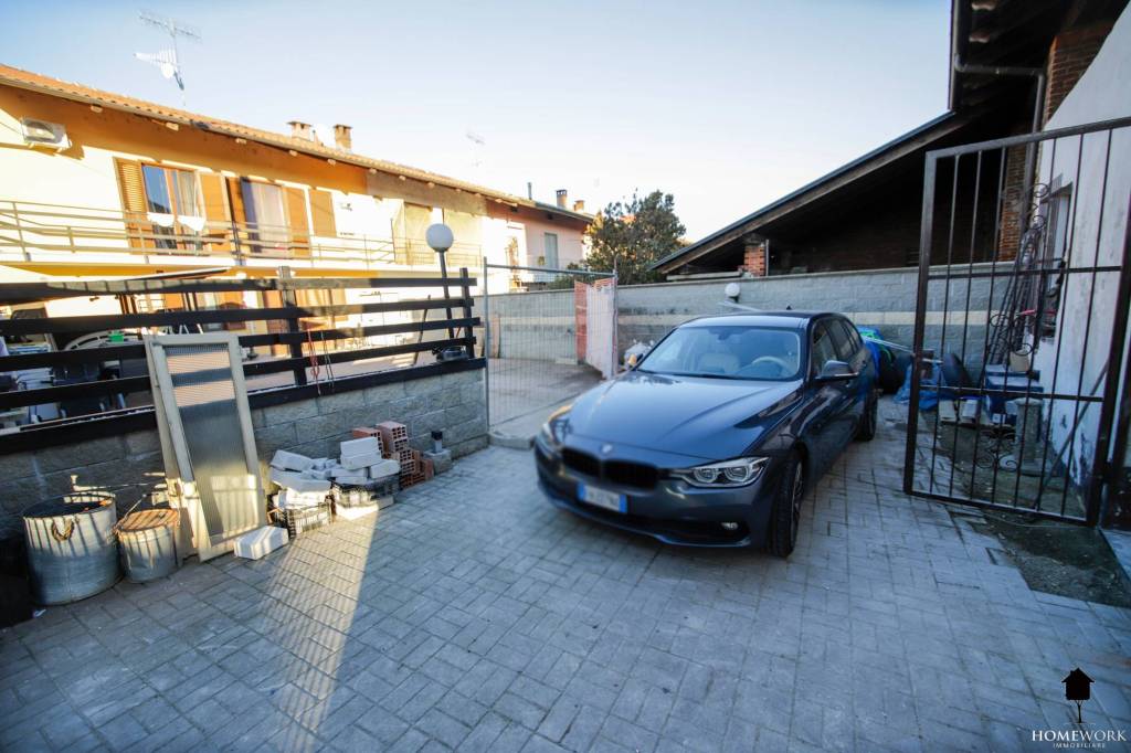 appartamento in vendita a Chivasso in zona Betlemme