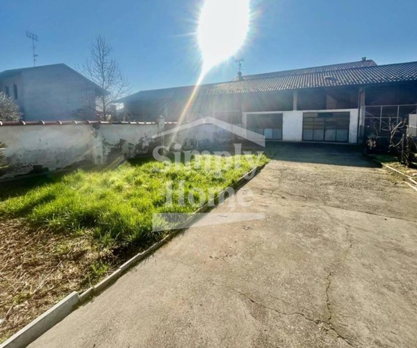 appartamento in vendita a Chivasso in zona Torassi