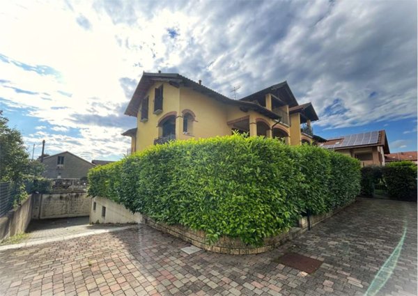 appartamento in vendita a Chivasso in zona Castelrosso