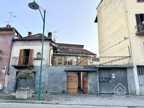 casa indipendente in vendita a Chivasso