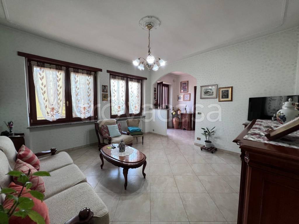 casa indipendente in vendita a Chivasso