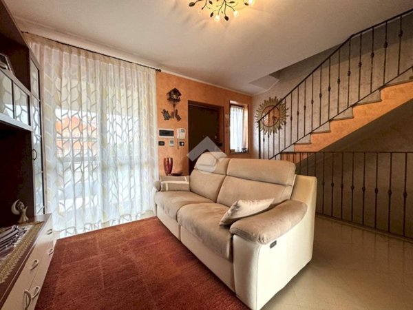 casa indipendente in vendita a Chivasso