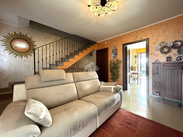 casa indipendente in vendita a Chivasso