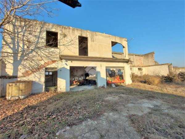 casa indipendente in vendita a Chivasso in zona Boschetto