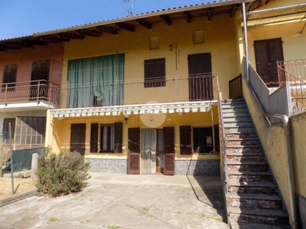 casa indipendente in vendita a Chivasso in zona Boschetto