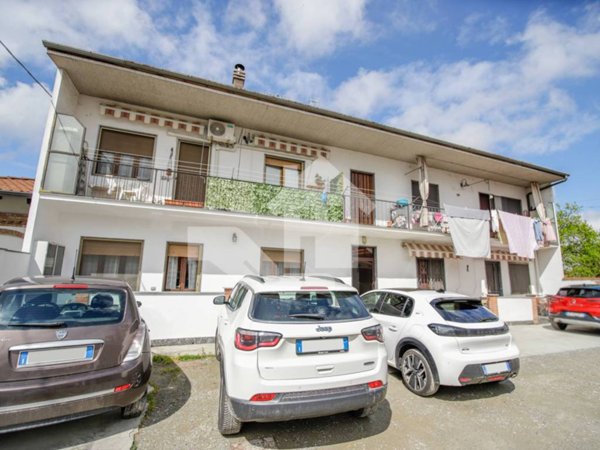 appartamento in vendita a Chivasso in zona Castelrosso