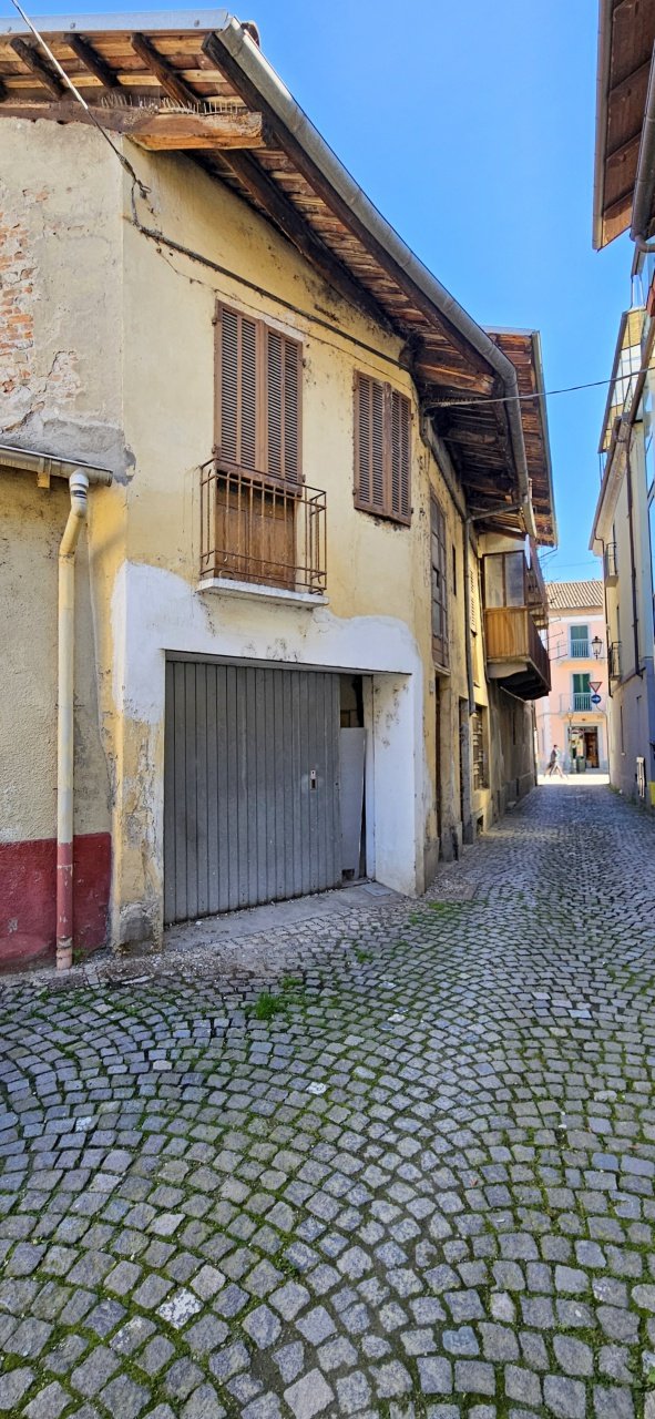 casa indipendente in vendita a Chivasso