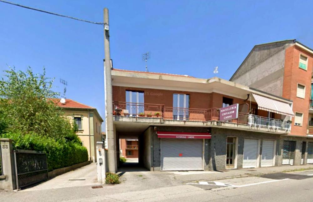 locale commerciale in vendita a Chivasso