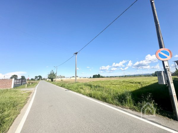 terreno edificabile in vendita a Chivasso in zona Boschetto