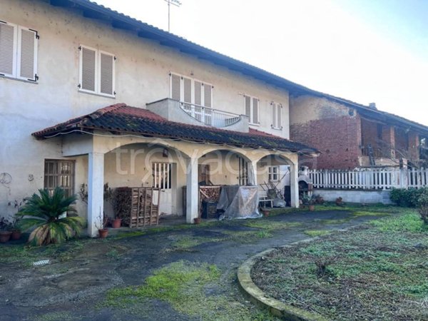 casa indipendente in vendita a Chivasso in zona Boschetto