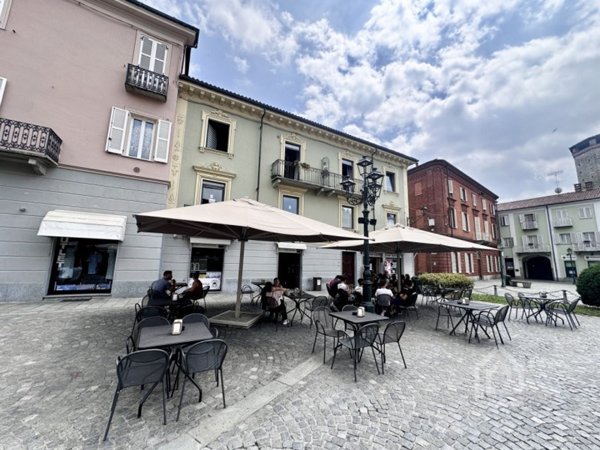 negozio in vendita a Chivasso