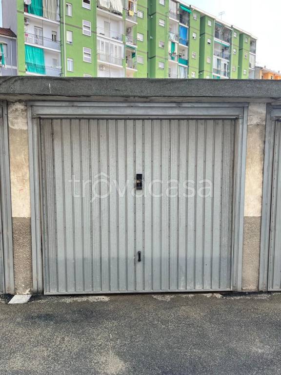 locale di sgombero in vendita a Chivasso