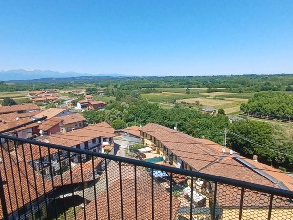 appartamento in vendita a Chivasso in zona Torassi