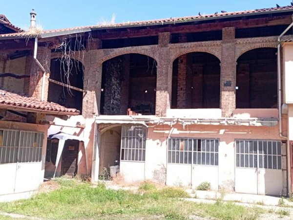 casa indipendente in vendita a Chivasso