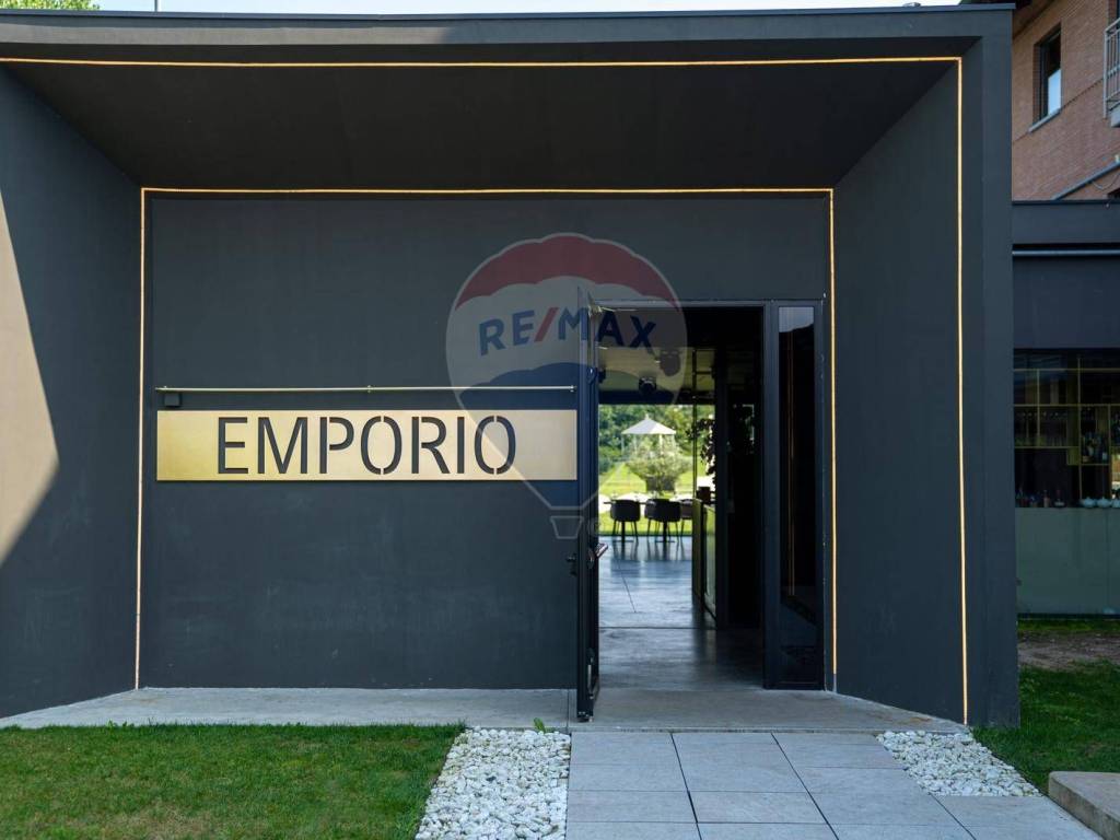 negozio in vendita a Chivasso