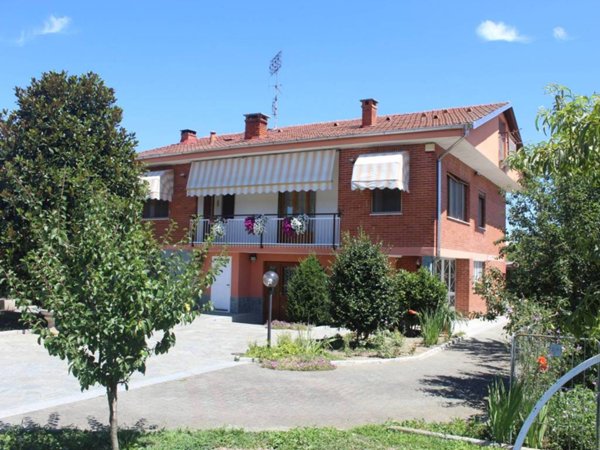 casa indipendente in vendita a Chivasso