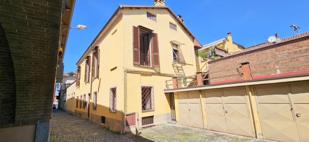 casa indipendente in vendita a Chivasso