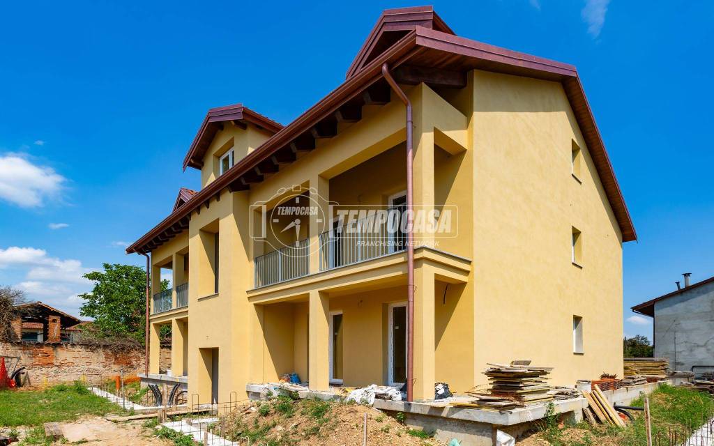 appartamento in vendita a Chivasso in zona Castelrosso