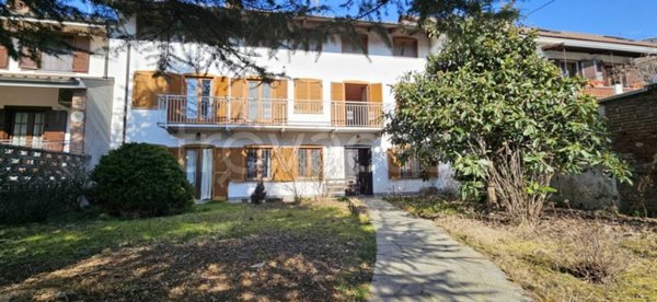casa indipendente in vendita a Chivasso