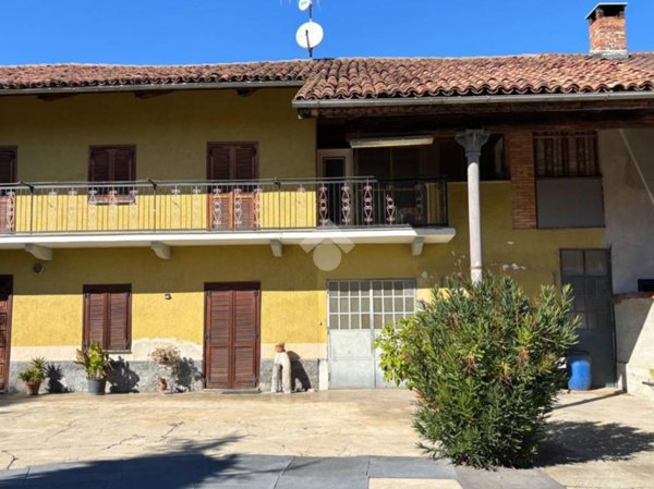 casa indipendente in vendita a Chivasso in zona Boschetto