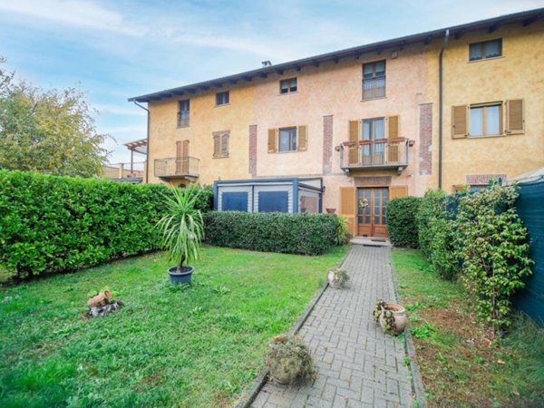 appartamento in vendita a Chivasso in zona Pogliani