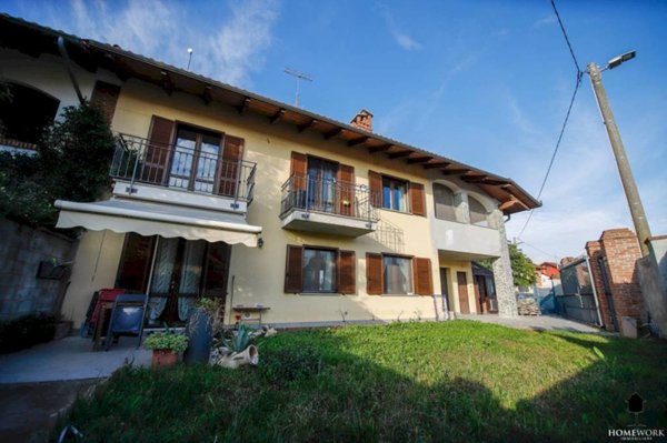 casa indipendente in vendita a Chivasso in zona Boschetto