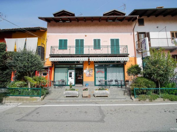 negozio in vendita a Chivasso