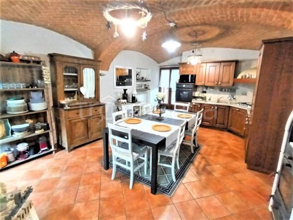 casa indipendente in vendita a Chivasso in zona Mosche