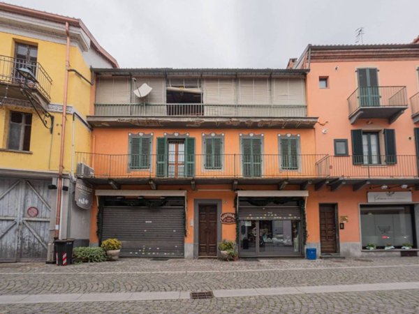 casa indipendente in vendita a Chivasso