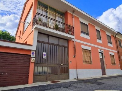 casa indipendente in vendita a Chivasso