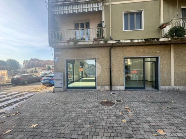 negozio in vendita a Chivasso