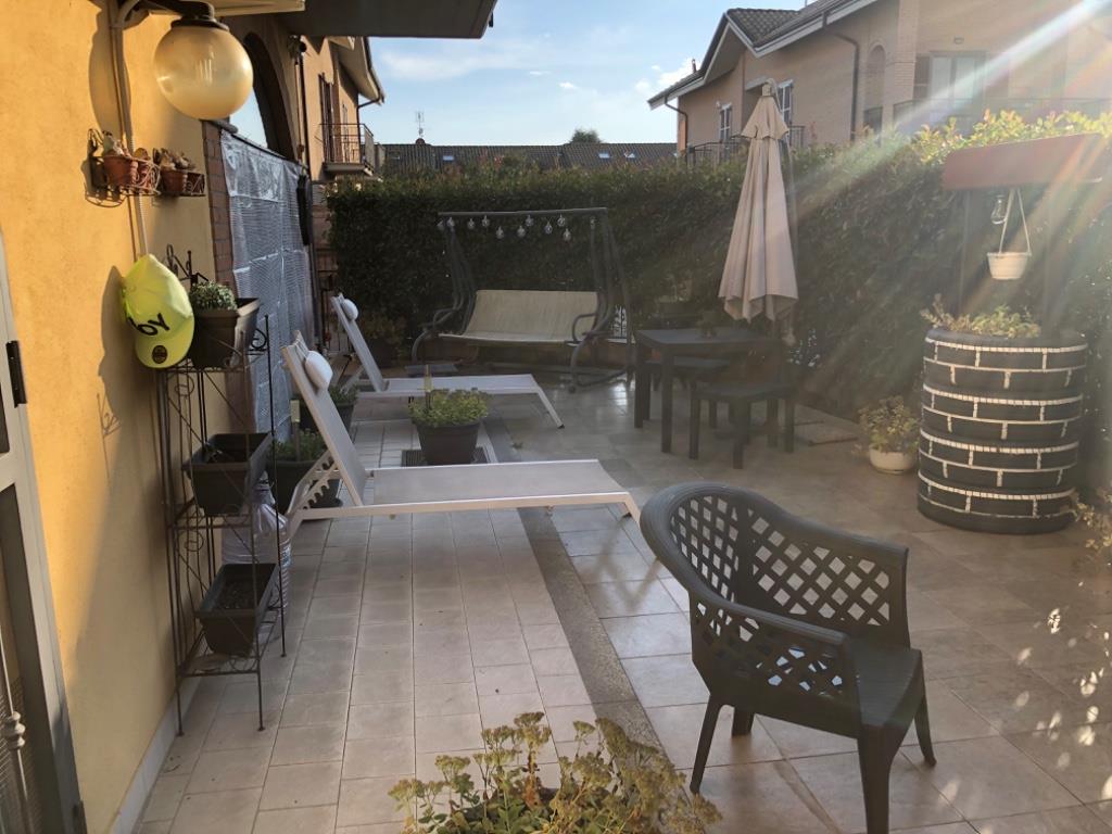 appartamento in vendita a Chivasso in zona Castelrosso