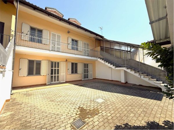 casa indipendente in vendita a Chivasso in zona Torassi