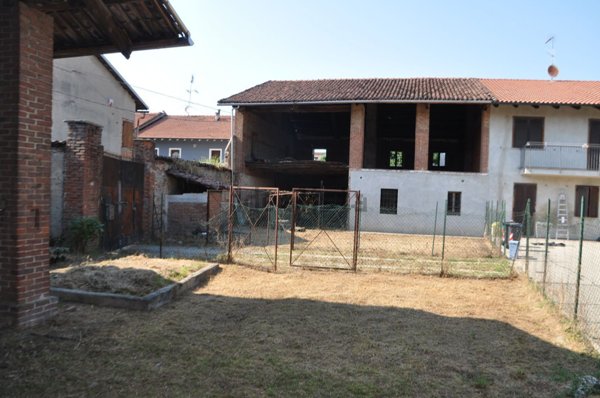 casale in vendita a Chivasso in zona Castelrosso