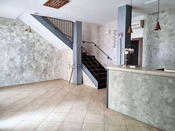 negozio in vendita a Chivasso