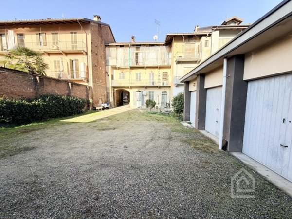 locale di sgombero in vendita a Chivasso