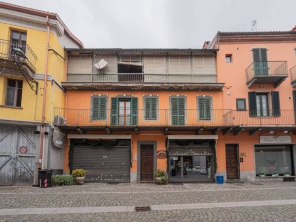 casa indipendente in vendita a Chivasso