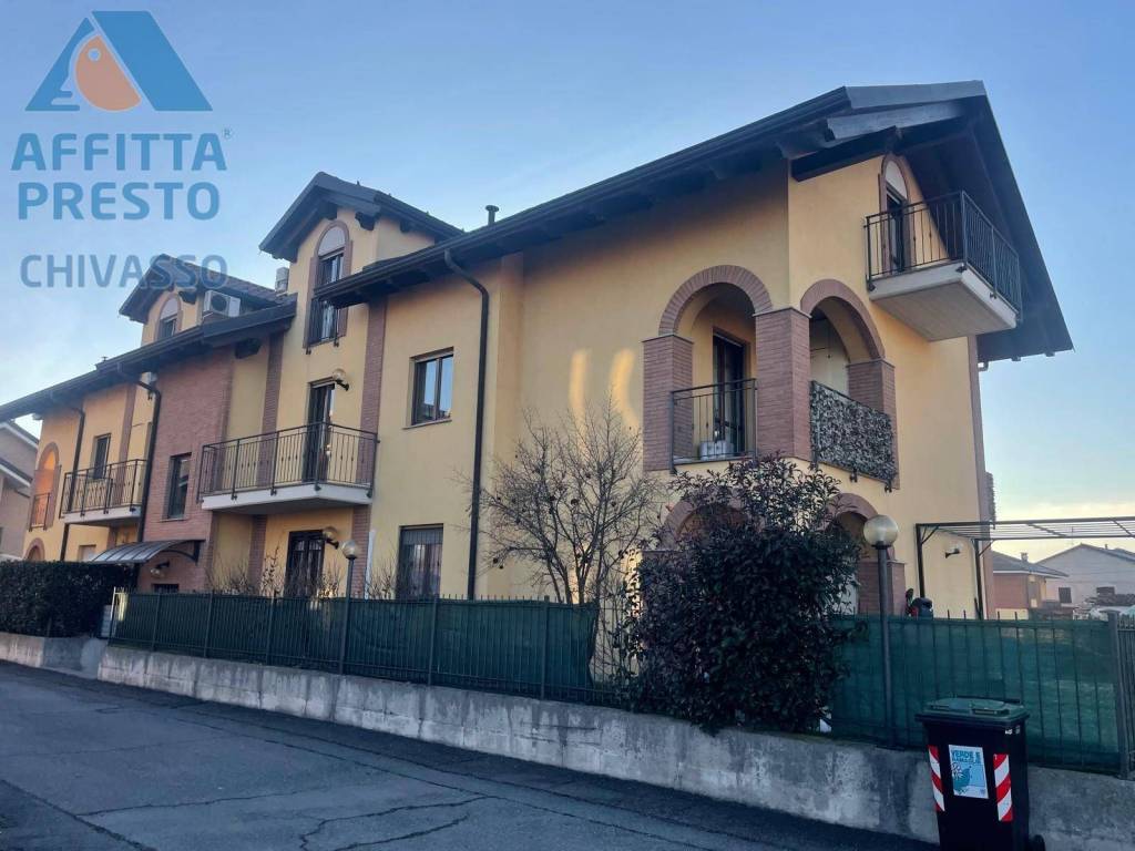 appartamento in vendita a Chivasso in zona Castelrosso