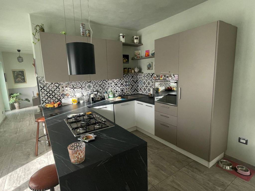 casa indipendente in vendita a Chivasso