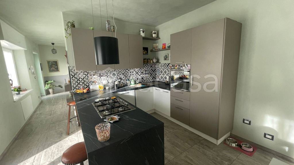 casa indipendente in vendita a Chivasso