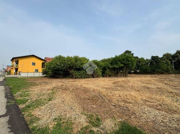 terreno agricolo in vendita a Chivasso in zona Torassi