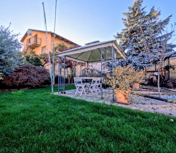 casa indipendente in vendita a Chivasso