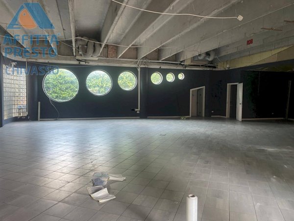 negozio in vendita a Chivasso