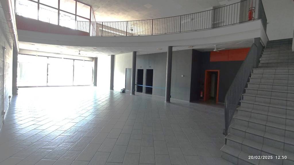 negozio in vendita a Chivasso